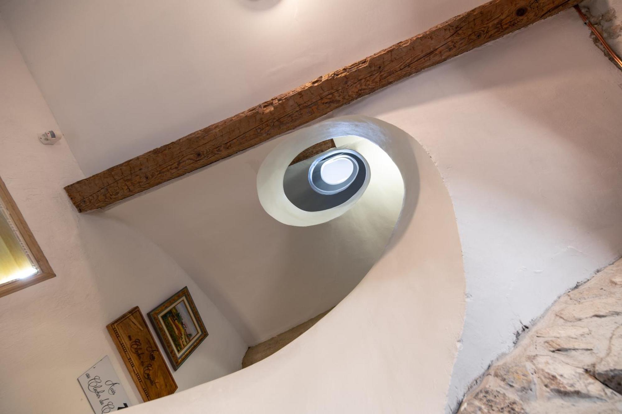 Du Cloitre 1er Apartment